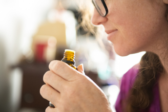 Cómo los Aromas Influyen en Nuestra Energía y Emociones